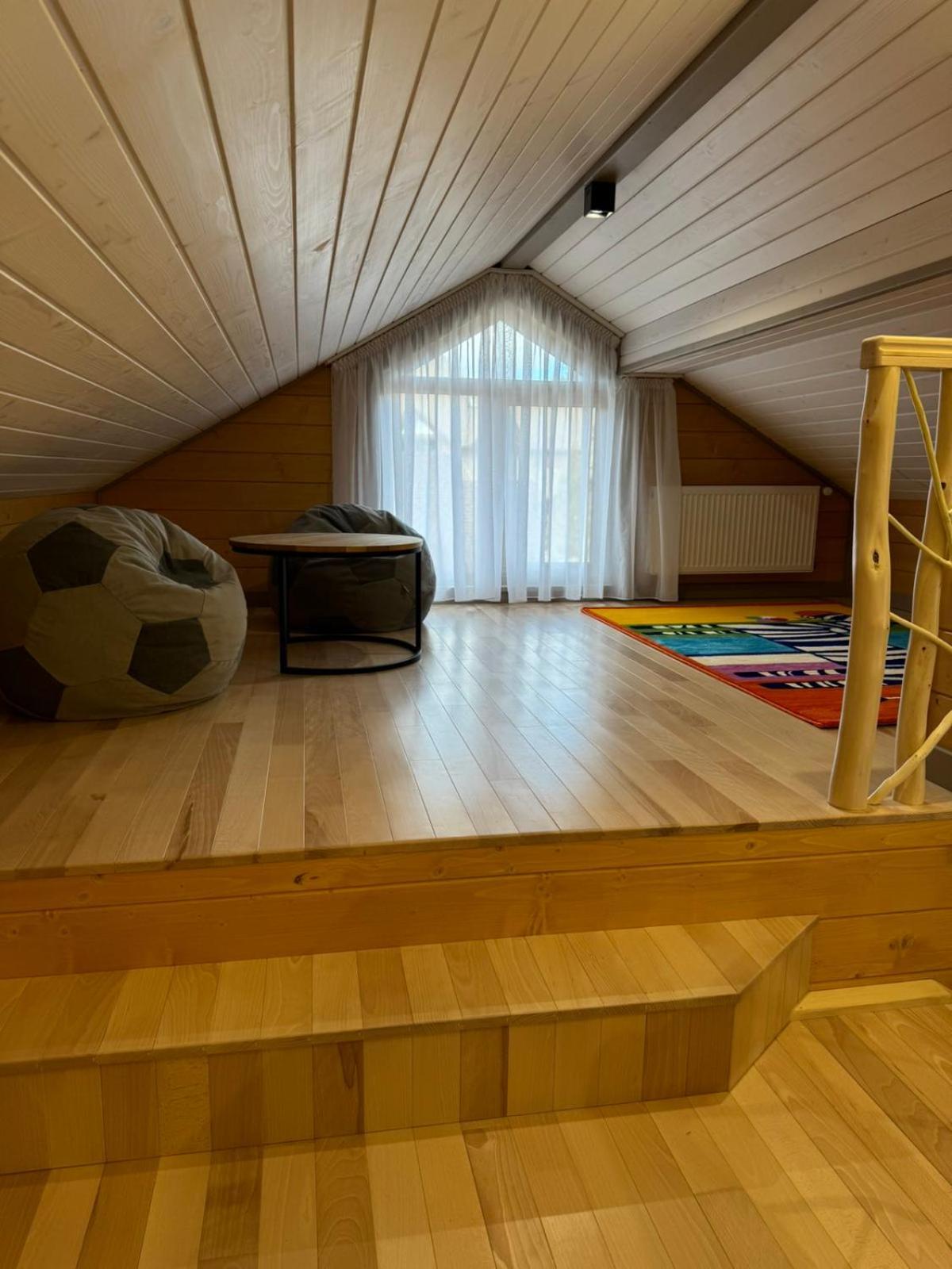 Любокрай Готельно-Відпочинковий Комплекс Skhidnytsia Szoba fotó